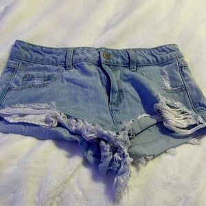 Forever 21 distressed shorts